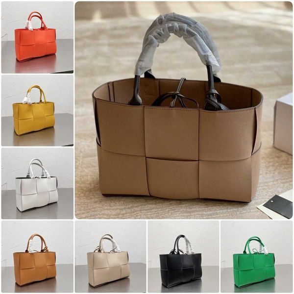 5a designer crossbody bag fashion cross body satchel womens real leather classic luxury handbags bags 221104
5a designer crossbody bag fashion cross body satchel womens real leather classic luxury handbags bags 221104