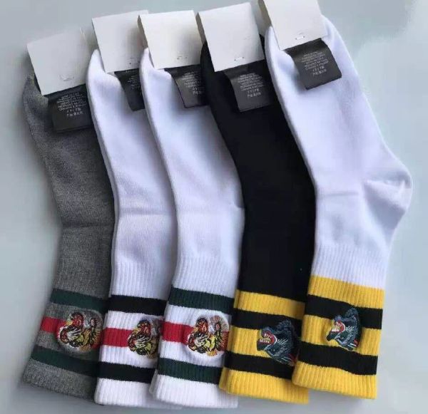 quality designer men's cotton socks tiger wolf head embroidery mid-high tube leisure sports hip hop black white sock
quality designer men's cotton socks tiger wolf head embroidery mid-high tube leisure sports hip hop black white sock