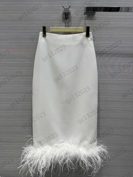 womens skirt fashion pure handmade ostrich fur medium length style high waist half skirts hemline feather trim back slit designer brand wome, Black
womens skirt fashion pure handmade ostrich fur medium length style high waist half skirts hemline feather trim back slit designer brand wome, Black