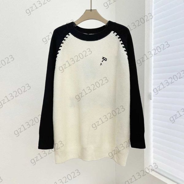 womens sweaters pure wool fabric chest classic animal embroidery round collar pullover knit sweater contrast color long sleeve fashion knitw, White;black
womens sweaters pure wool fabric chest classic animal embroidery round collar pullover knit sweater contrast color long sleeve fashion knitw, White;black