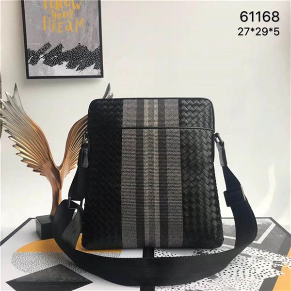 global 61168 classic luxury matching leather men shoulder bags quality handbag size 29cm 27cm 5cm266s 
global 61168 classic luxury matching leather men shoulder bags quality handbag size 29cm 27cm 5cm266s