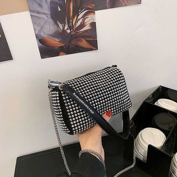 2023 new drill bag 80% discount wholesale and retail live broadcast women's fashion chain armpit shoulder
2023 new drill bag 80% discount wholesale and retail live broadcast women's fashion chain armpit shoulder