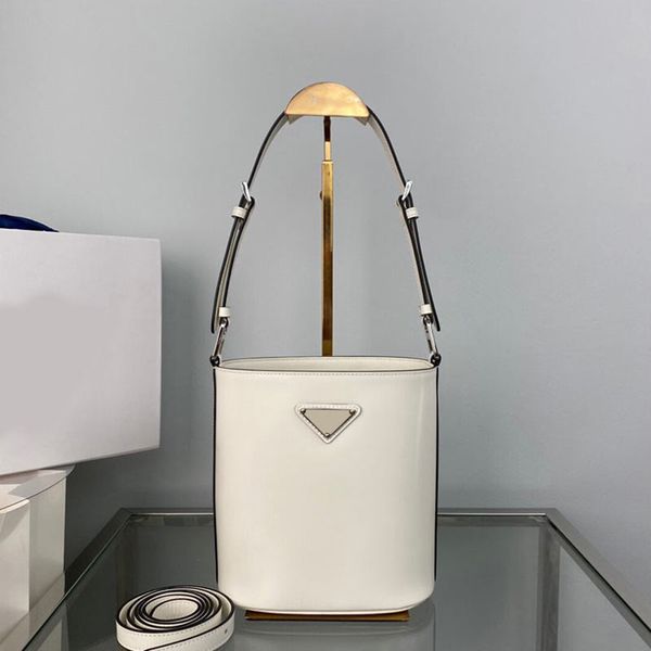 cylinder bucket bag women handbags purse crossbody bags genuine leather removable long strap triangle sign fashion letters plain wallets
cylinder bucket bag women handbags purse crossbody bags genuine leather removable long strap triangle sign fashion letters plain wallets