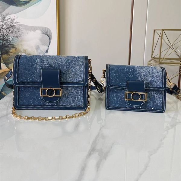 7a new leather women bag r luxury classic pattern tweed shoulder crossbody bag wander on version gift box presbyopia alphabet canvas small c
7a new leather women bag r luxury classic pattern tweed shoulder crossbody bag wander on version gift box presbyopia alphabet canvas small c