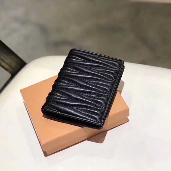 matelasse soft sheepskin leather flip wallet leather lining 5mv204/n88/f0d91 coin purse 2023 stylish lady purse, Red;black
matelasse soft sheepskin leather flip wallet leather lining 5mv204/n88/f0d91 coin purse 2023 stylish lady purse, Red;black