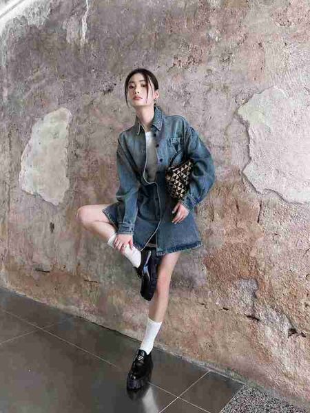 men's jackets designer new fashion classic triangle gradually change color men women's casual versatile denim coat wv5a, Black;brown
men's jackets designer new fashion classic triangle gradually change color men women's casual versatile denim coat wv5a, Black;brown