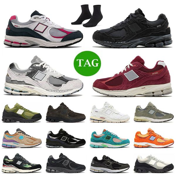 2023 women men running shoes 2002r black white protection pack rain cloud sea salt bordeaux petrol exuberant pink outdoors sports trainers s, White;red
2023 women men running shoes 2002r black white protection pack rain cloud sea salt bordeaux petrol exuberant pink outdoors sports trainers s, White;red