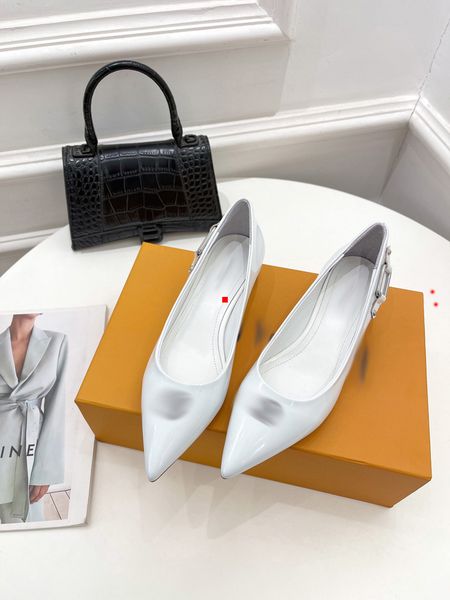2023 dress shoes crystal pumps satin suede leather high heels bridal wedding party women's walking dress shoess with box size 35-40 -n0, Black
2023 dress shoes crystal pumps satin suede leather high heels bridal wedding party women's walking dress shoess with box size 35-40 -n0, Black