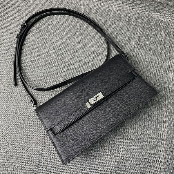 fashion crossbody bags women shoulder bag cowhide silver hardware inside brand letters multiple colors handbags purse adjustable strap class
fashion crossbody bags women shoulder bag cowhide silver hardware inside brand letters multiple colors handbags purse adjustable strap class