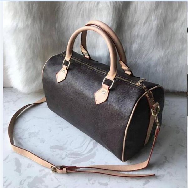 designer women messenger travel bag classic style fashion bags shoulder bags lady totes handbags 30 cm with key lock xihua230z
designer women messenger travel bag classic style fashion bags shoulder bags lady totes handbags 30 cm with key lock xihua230z