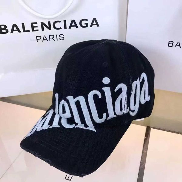 balencigass designer hat balenciga beanie winter ball cap bonnet paris letter embroidered baseball fashion men's and women's versa, Blue;gray
balencigass designer hat balenciga beanie winter ball cap bonnet paris letter embroidered baseball fashion men's and women's versa, Blue;gray