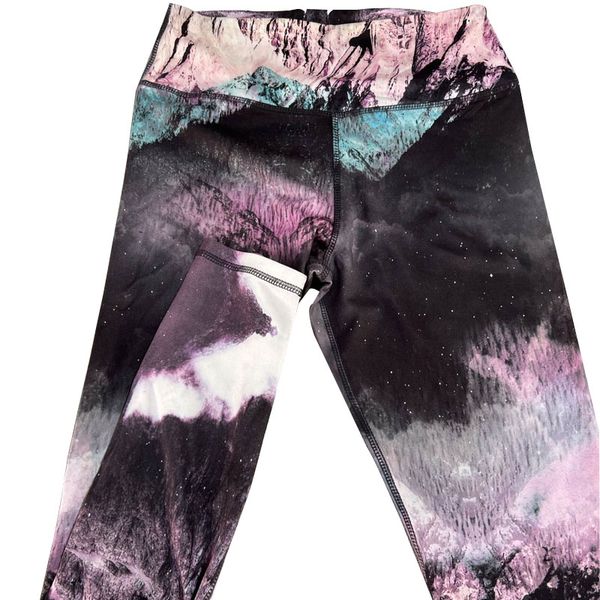 the trousers others apparel customized apparel professional manufacturer please contact us to purchase, Black;white
the trousers others apparel customized apparel professional manufacturer please contact us to purchase, Black;white