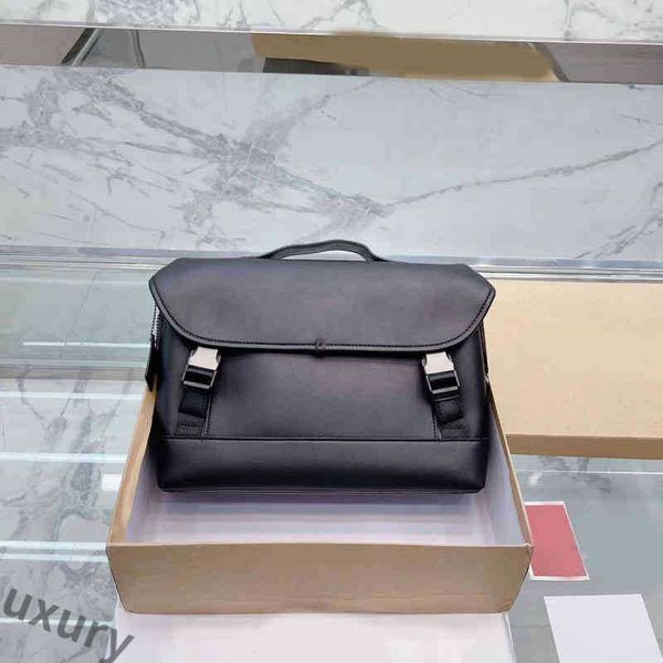 satchel men messenger bags crossbody bags large capacity outdoor color matching handbag business commuter men's shoulder bags 221220
satchel men messenger bags crossbody bags large capacity outdoor color matching handbag business commuter men's shoulder bags 221220