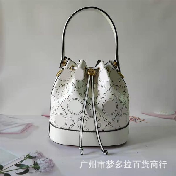 shoulder bags luxurys designers fashion womens t quality high crossbody handbags ladies totes sewing bucket bag purse 2022 cross b224f
shoulder bags luxurys designers fashion womens t quality high crossbody handbags ladies totes sewing bucket bag purse 2022 cross b224f