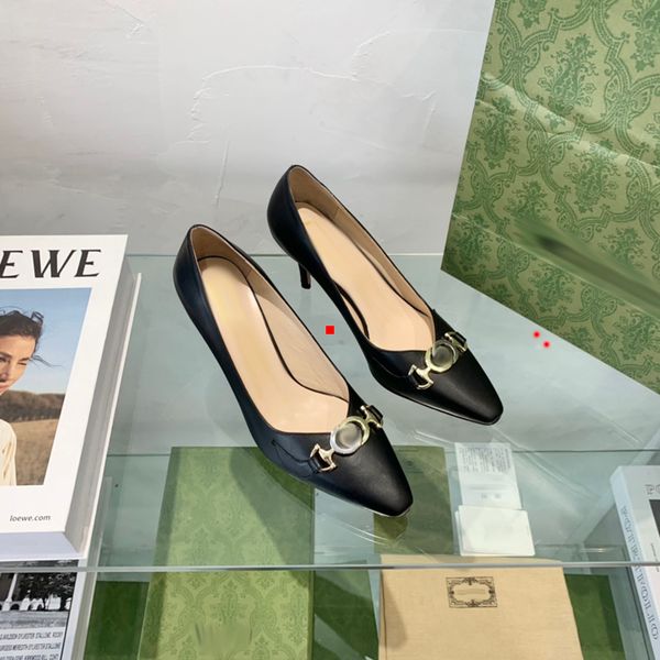 2023 dress shoes crystal pumps satin suede leather high heels bridal wedding party women's walking dress shoess with box size 35-40 -n0, Black
2023 dress shoes crystal pumps satin suede leather high heels bridal wedding party women's walking dress shoess with box size 35-40 -n0, Black