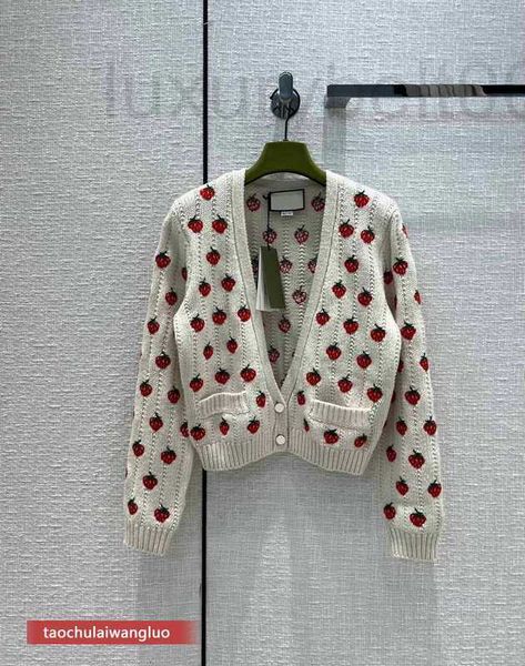 women's sweaters designer strawberry embroidery wool cardigan korean girls short knitted jacket high end women shi5, White;black
women's sweaters designer strawberry embroidery wool cardigan korean girls short knitted jacket high end women shi5, White;black