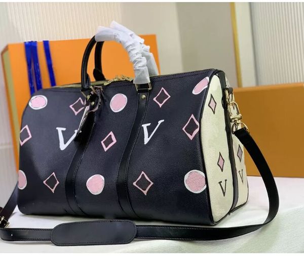men duffel bags fashion designer women travel bag poker leather black flower luggage handbags large capacity sport outdoor tote girls boys b
men duffel bags fashion designer women travel bag poker leather black flower luggage handbags large capacity sport outdoor tote girls boys b