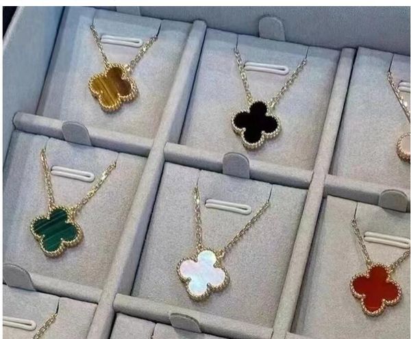 four leaf clover necklace designer jewelry set pendant necklaces bracelet stud earring gold silver mother of pearl green flower necklace lin
four leaf clover necklace designer jewelry set pendant necklaces bracelet stud earring gold silver mother of pearl green flower necklace lin
