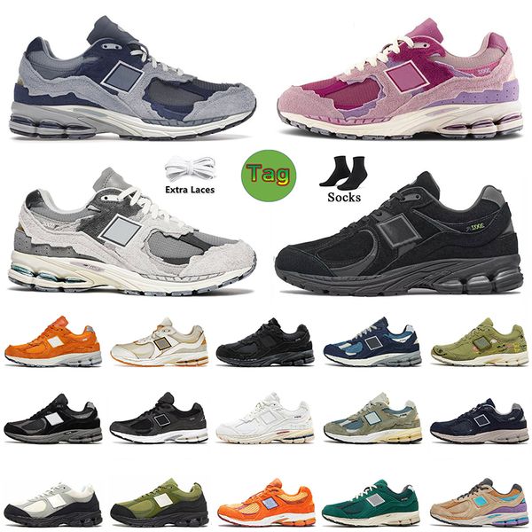 2002r new athletic shoes mens women b2002r casual runner sneakers 2002 r marblehead black white protection pack pink rain cloud phantom
2002r new athletic shoes mens women b2002r casual runner sneakers 2002 r marblehead black white protection pack pink rain cloud phantom