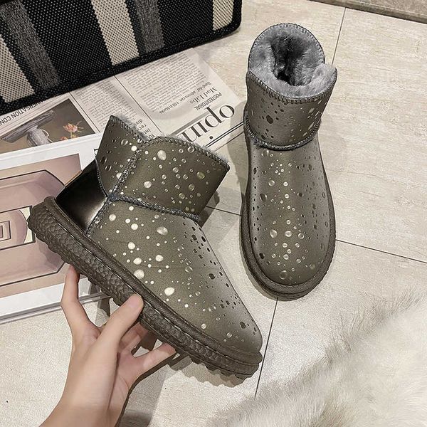 boots new winter non-slip waterproof warm rubber sole plush women's ankle snow slip-on cotton furry pu casual shoes 221213, Black
boots new winter non-slip waterproof warm rubber sole plush women's ankle snow slip-on cotton furry pu casual shoes 221213, Black