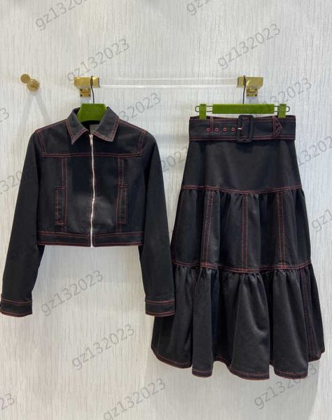 womens two pieces dress back sequined letter embroidery color contrast bright line decoration denim jacket high-waisted pleated half skirt w, White
womens two pieces dress back sequined letter embroidery color contrast bright line decoration denim jacket high-waisted pleated half skirt w, White