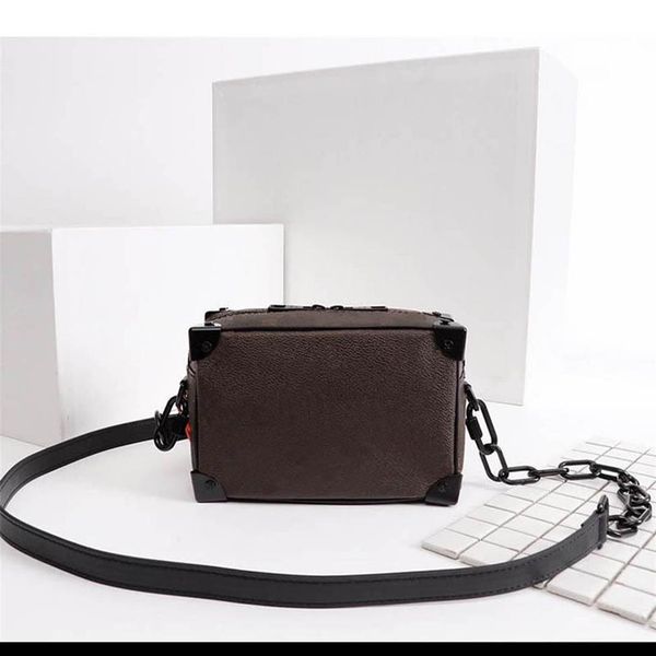 designers mini men cross body bags shoulder bag genuine leather messenger bagss luxurys fashion chain sling packet217g
designers mini men cross body bags shoulder bag genuine leather messenger bagss luxurys fashion chain sling packet217g