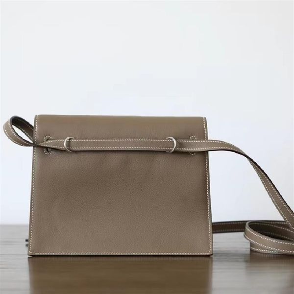 9a handmade wax line designer bags luxury ladies handbags retro classic college style fashion large capacity danse bag one sh274b
9a handmade wax line designer bags luxury ladies handbags retro classic college style fashion large capacity danse bag one sh274b