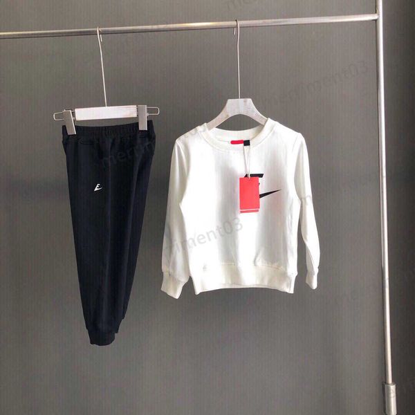luxury kids designer clothes sets boys girls ne classic letter pattern logo printing round neck sweatshirt sweatpants set childrens clothing, White
luxury kids designer clothes sets boys girls ne classic letter pattern logo printing round neck sweatshirt sweatpants set childrens clothing, White