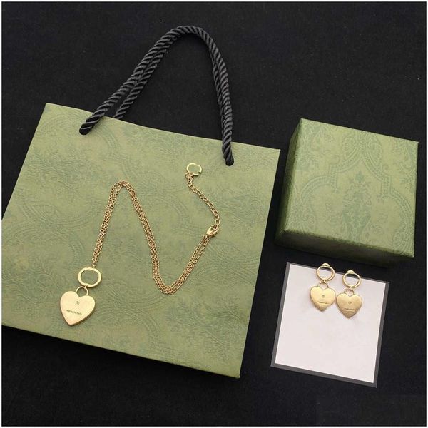 pendant necklaces luxury jewelry designer necklace for women letter love heart chain stainless steel cute choker 18k gold plated val dhv7l, Silver
pendant necklaces luxury jewelry designer necklace for women letter love heart chain stainless steel cute choker 18k gold plated val dhv7l, Silver
