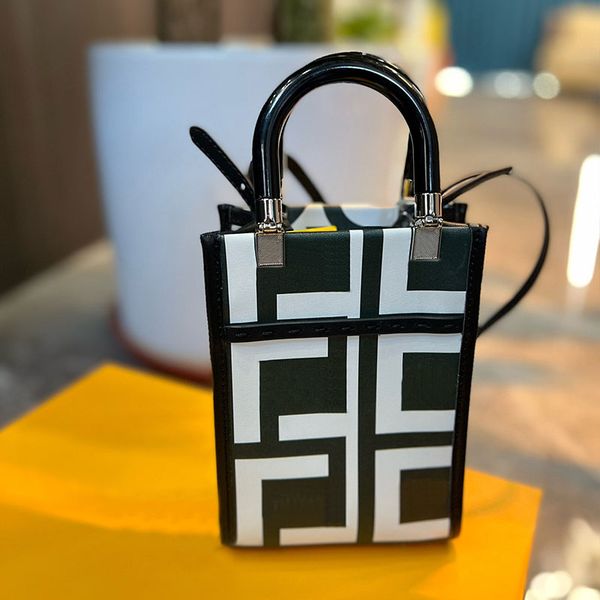 capsule mini totes bag women handbag purse fashion letter printed leather crossbody bags thin adjustable detachable shoulder strap hand wall, Red;black
capsule mini totes bag women handbag purse fashion letter printed leather crossbody bags thin adjustable detachable shoulder strap hand wall, Red;black