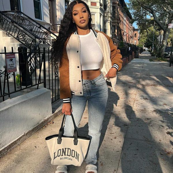 women's jackets varsity baseball fur jacket coat winter clothes women 2022 patchwork cyber y2k streetwear racing bomber autumn furry ja, Black;brown
women's jackets varsity baseball fur jacket coat winter clothes women 2022 patchwork cyber y2k streetwear racing bomber autumn furry ja, Black;brown