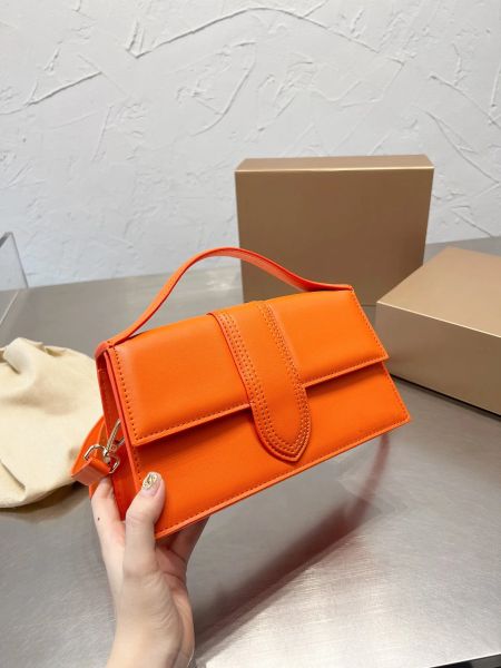 classic lady qualiy desiner handbags ladies jacquess bags retro niche women's 2023 early spring new fashion small square one shoulder u
classic lady qualiy desiner handbags ladies jacquess bags retro niche women's 2023 early spring new fashion small square one shoulder u