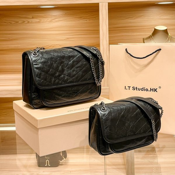 luxury designers women messenger flap shoulder crossbody bags handbags ladies underarm one side m small fashion woman purses new year presen
luxury designers women messenger flap shoulder crossbody bags handbags ladies underarm one side m small fashion woman purses new year presen