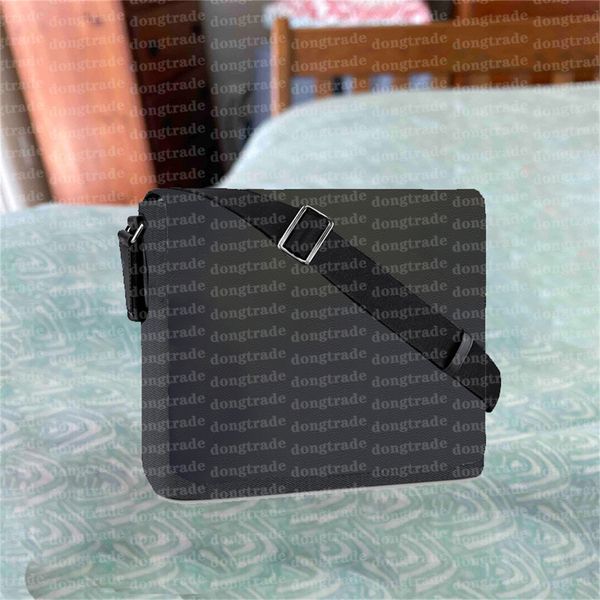 retro classic men bag with box famous brand shoulder crossbody square coin purse dongtrade fashion large capacity hangdbag clutch wallet
retro classic men bag with box famous brand shoulder crossbody square coin purse dongtrade fashion large capacity hangdbag clutch wallet