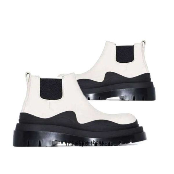 women bottega black soles boots hipster luxury man tire leather chelsea white booties men platform chunky shoes lady low knight
women bottega black soles boots hipster luxury man tire leather chelsea white booties men platform chunky shoes lady low knight