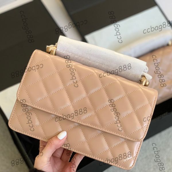 22f/w womens oil waxleather flap quilted bags two little gold balls metal hardware matelasse chain crossbody shouder tofu designer handbags
22f/w womens oil waxleather flap quilted bags two little gold balls metal hardware matelasse chain crossbody shouder tofu designer handbags