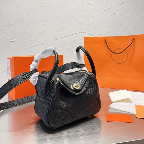 2023 fashion designer bags real leather handbag high-quality crossbody bag mini lindies soft leathers lychee cowhide doctor women
2023 fashion designer bags real leather handbag high-quality crossbody bag mini lindies soft leathers lychee cowhide doctor women