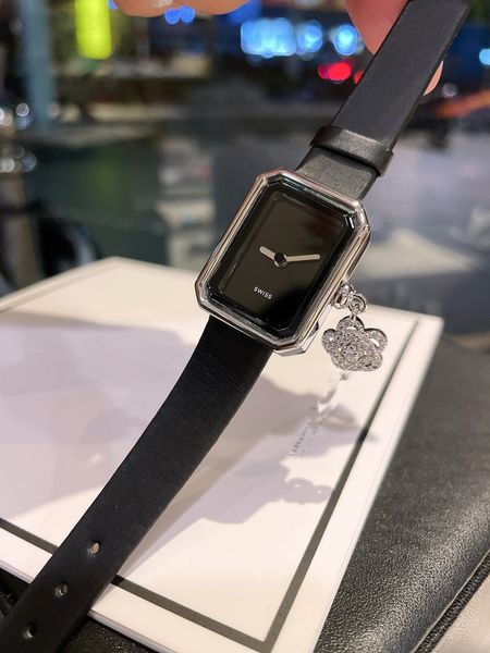 chan premiere ribbon new in wrist watch gift valentines christmas mothers, Slivery;golden
chan premiere ribbon new in wrist watch gift valentines christmas mothers, Slivery;golden