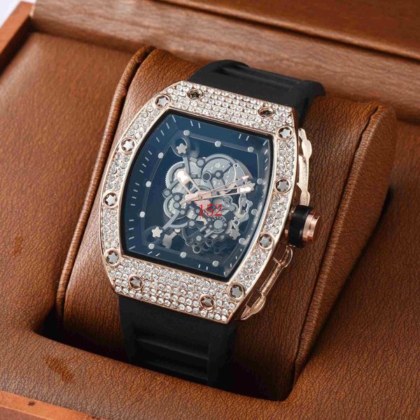 aaa the latest men's quartz watch leisure sports fashion dial design stain resistant silicone strap, Slivery;brown
aaa the latest men's quartz watch leisure sports fashion dial design stain resistant silicone strap, Slivery;brown