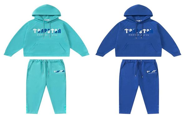 men039s tracksuits trapstar tracksuit embroidered lettering hooded women039s sweatshirt sporty label full fashion casua2811173, Gray
men039s tracksuits trapstar tracksuit embroidered lettering hooded women039s sweatshirt sporty label full fashion casua2811173, Gray