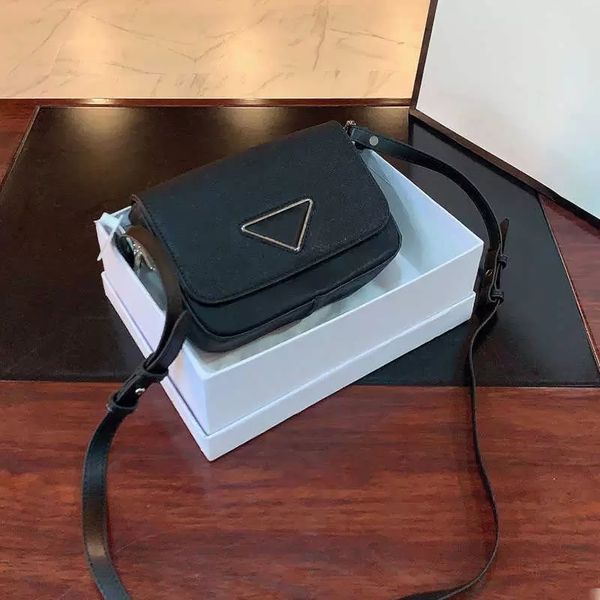 5 colors women bag fashion handbags leather luxury designer shoulder bag women's cross body bags handbag leathers strap wallet purse, Black;red
5 colors women bag fashion handbags leather luxury designer shoulder bag women's cross body bags handbag leathers strap wallet purse, Black;red