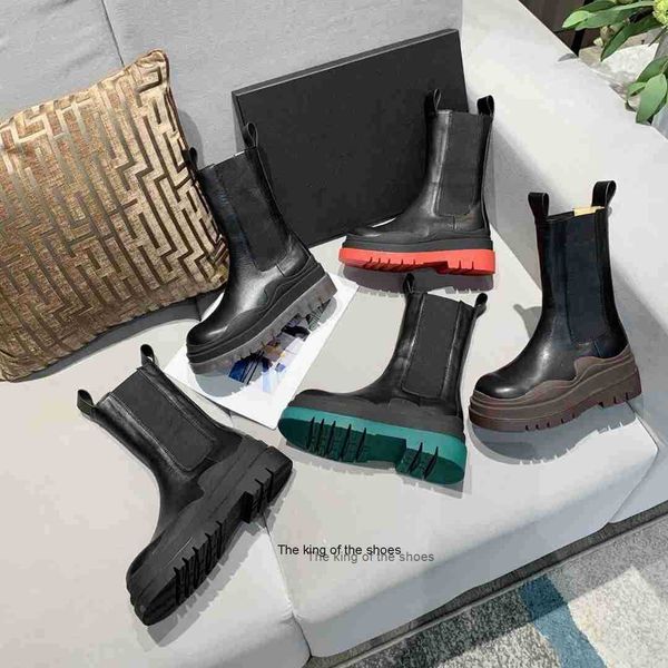 designer women boots tire genuine leather high low boot candy color ankle haif cowskin chelsea zipper shoes winter mastered bootes, Black
designer women boots tire genuine leather high low boot candy color ankle haif cowskin chelsea zipper shoes winter mastered bootes, Black