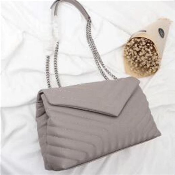 classic women bags v shape flaps chain bag genuine leather handbags shoulder handbag clutch tote messenger shopping purse326z
classic women bags v shape flaps chain bag genuine leather handbags shoulder handbag clutch tote messenger shopping purse326z
