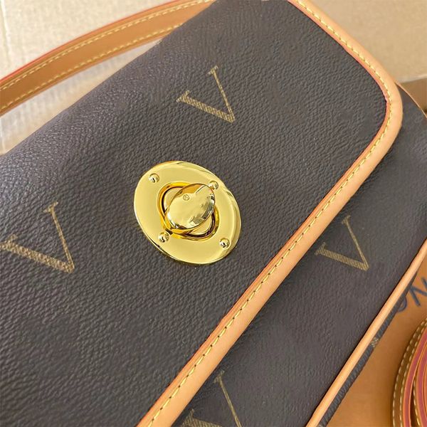 leather shoulder bags with flap handbags fashion brand handbags luxurys designers crossbody bag clutch purse
leather shoulder bags with flap handbags fashion brand handbags luxurys designers crossbody bag clutch purse