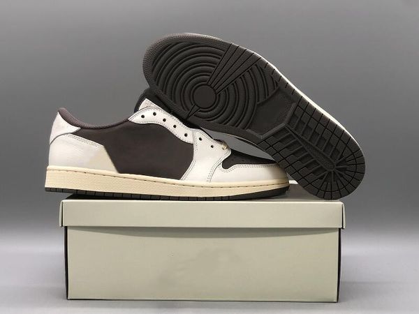 reasonable 1s low reverse mocha basketball designer shoes sail university red ridgerock i collaboration fashion sport sneakers trainers come, White;red
reasonable 1s low reverse mocha basketball designer shoes sail university red ridgerock i collaboration fashion sport sneakers trainers come, White;red