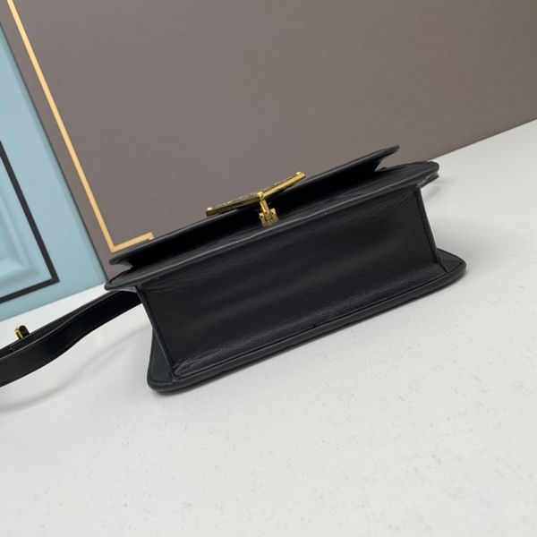 women luxury designer shoulder bags large capacity handbags fashion lady crossbody clutch messenger bag letter purse
women luxury designer shoulder bags large capacity handbags fashion lady crossbody clutch messenger bag letter purse