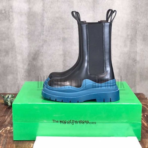 2021 designer boots luxury women tire chaelsea boot genuine leather autumn and winter knee half booties casual shoes classics, Black
2021 designer boots luxury women tire chaelsea boot genuine leather autumn and winter knee half booties casual shoes classics, Black