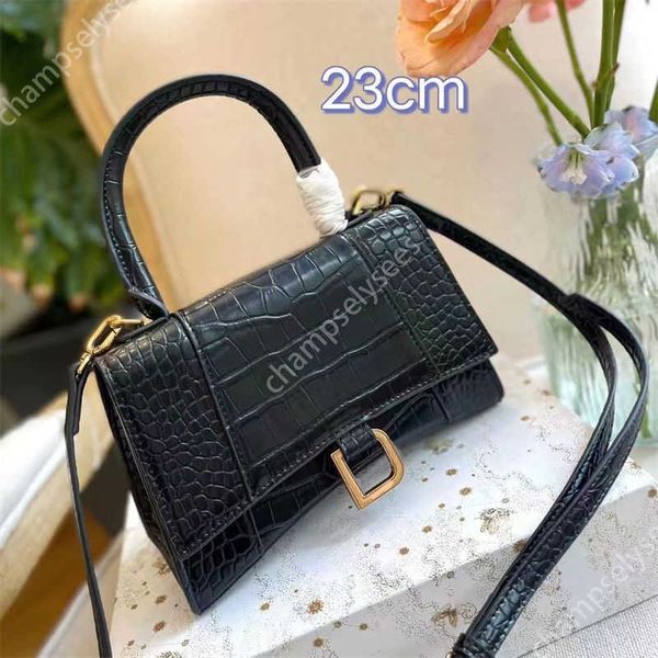 2023 lady shopping bags fashion handbags women totes shoulder cross body half moon luxury genuine leather classic retro purse wallets32
2023 lady shopping bags fashion handbags women totes shoulder cross body half moon luxury genuine leather classic retro purse wallets32