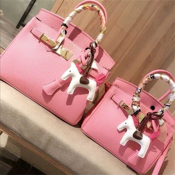 designer handbag herme birkins h classic bag lychee grain leather handle arm in arm cross bag bk25 bk30 the same as fupo zc
designer handbag herme birkins h classic bag lychee grain leather handle arm in arm cross bag bk25 bk30 the same as fupo zc