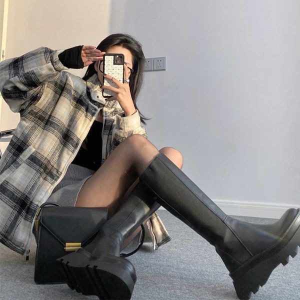 boots summer thin black fashion women british style thick sole knight chimney thigh high shoes 221213
boots summer thin black fashion women british style thick sole knight chimney thigh high shoes 221213